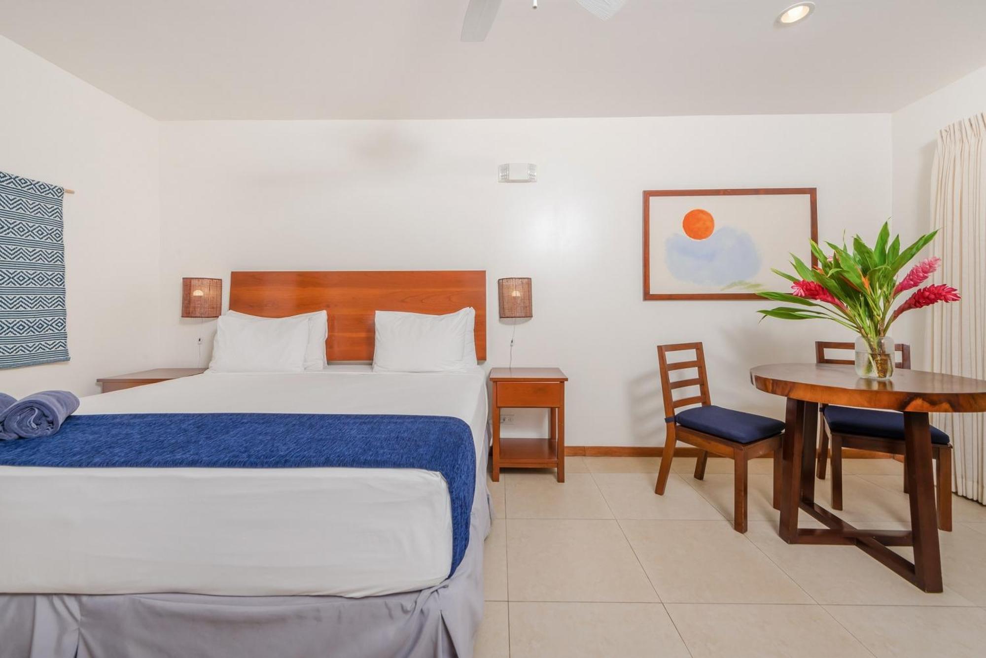 The Coast Beachfront Hotel Tamarindo Pokoj fotografie