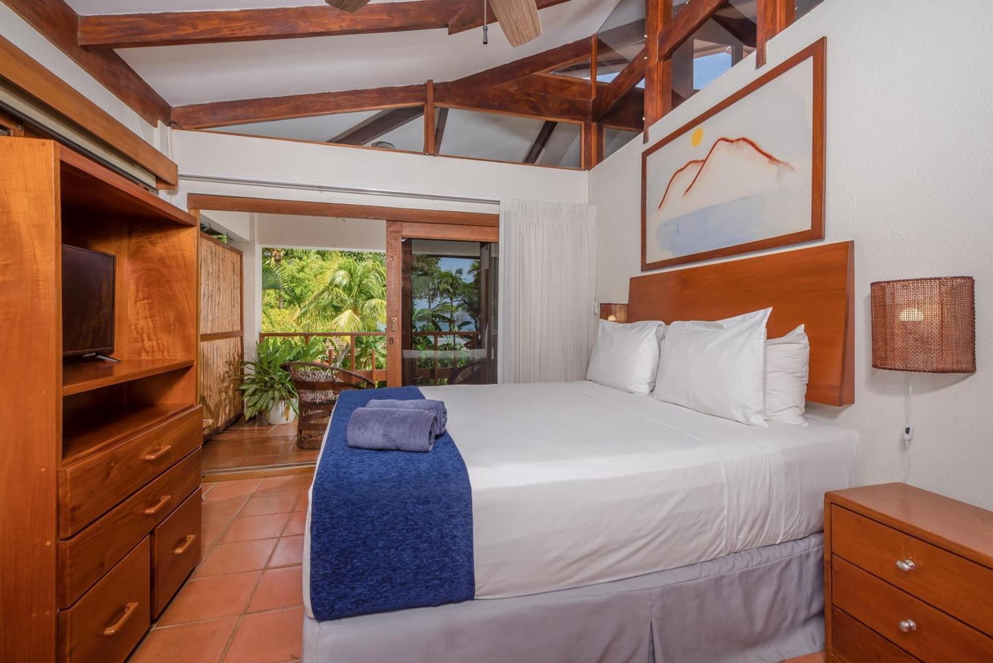 The Coast Beachfront Hotel Tamarindo Pokoj fotografie