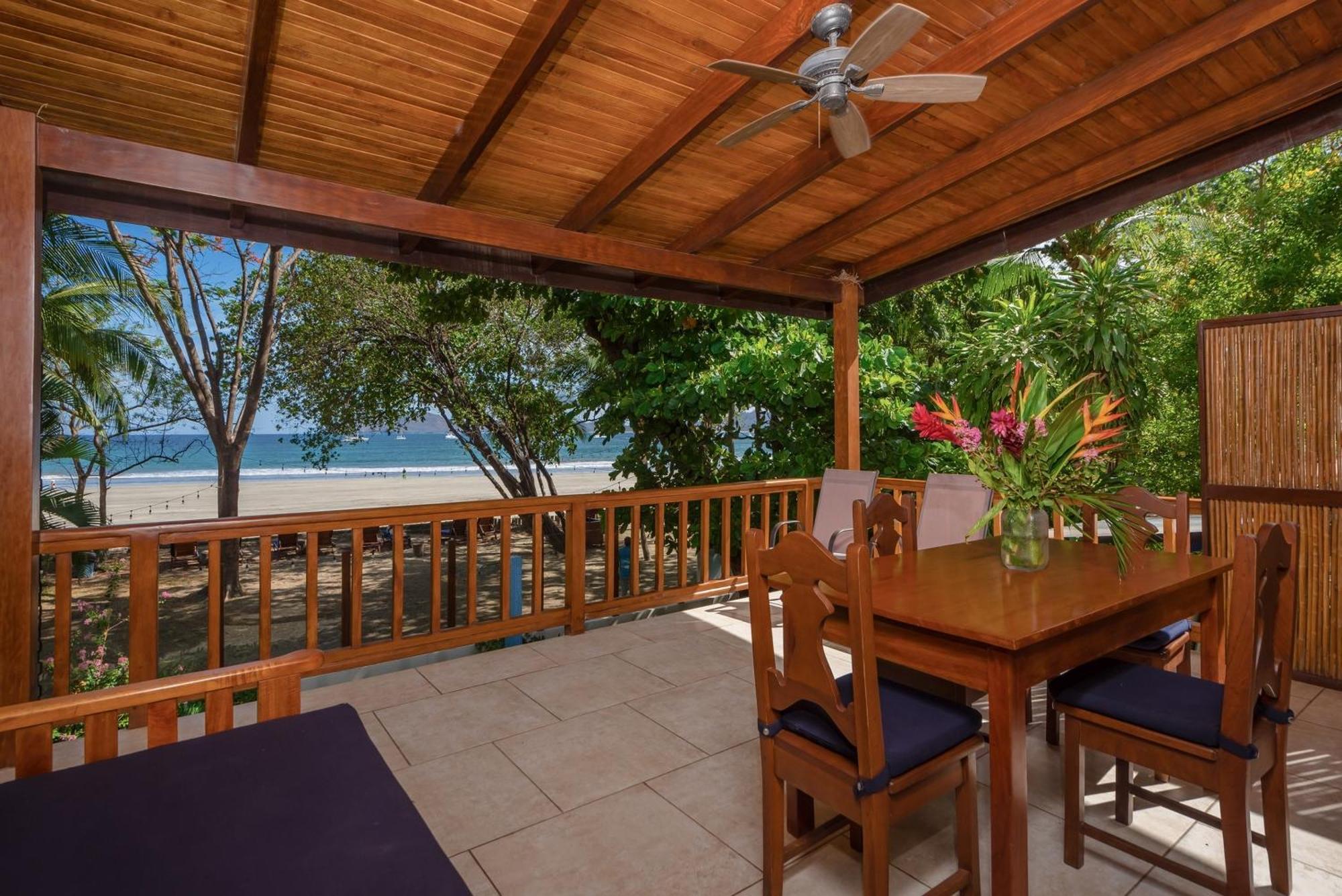 The Coast Beachfront Hotel Tamarindo Pokoj fotografie